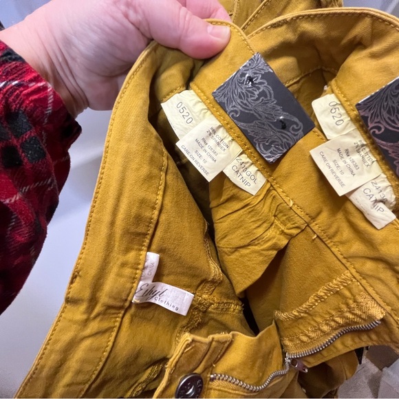 Women's Skinny Jeans in Mustard Yellow - Ethyl - Picture 15 of 16